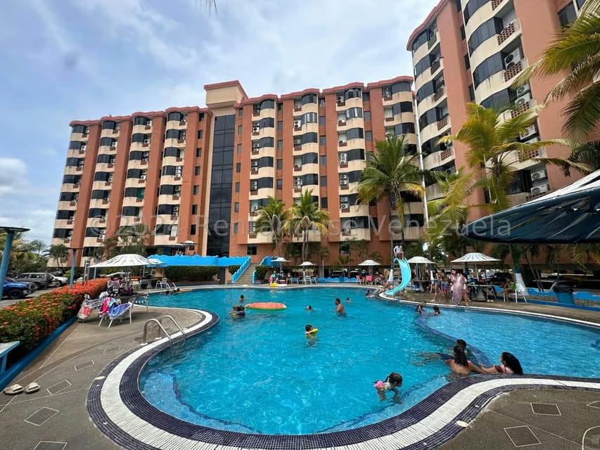 Apartamento (1 Nivel) en Venta en Puerto Encantado, Miranda - 2