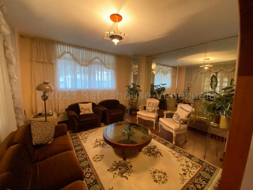 Casa (1 Nivel) en Venta en La Rosaleda, Miranda - 11