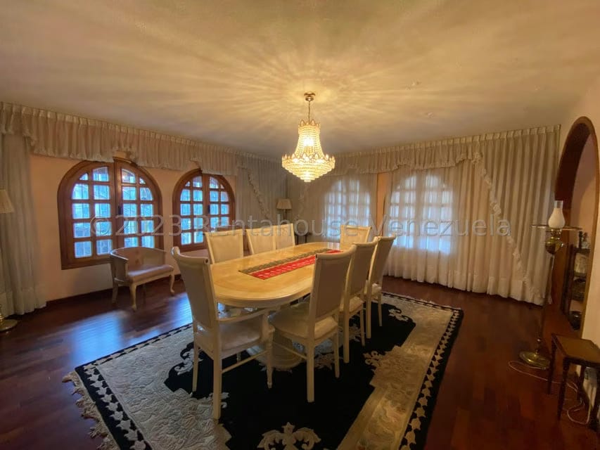 Casa (1 Nivel) en Venta en La Rosaleda, Miranda - 13