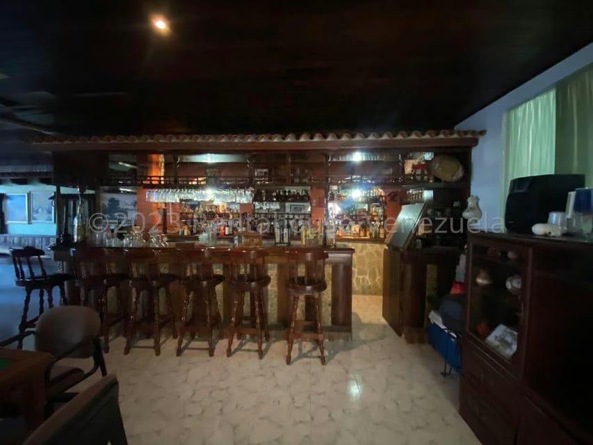 Casa (1 Nivel) en Venta en La Rosaleda, Miranda - 22