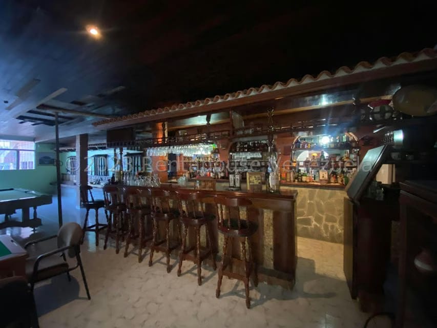 Casa (1 Nivel) en Venta en La Rosaleda, Miranda - 23
