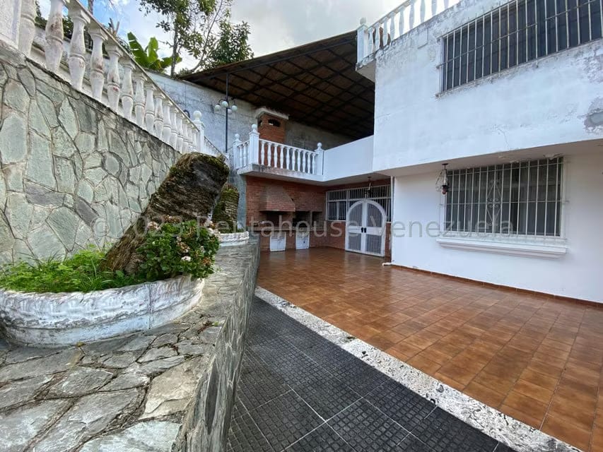 Casa (1 Nivel) en Venta en La Rosaleda, Miranda - 9
