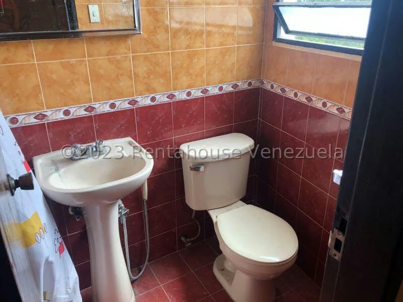 Casa (Duplex) en Venta en Las Polonias Nuevas, Miranda - 22