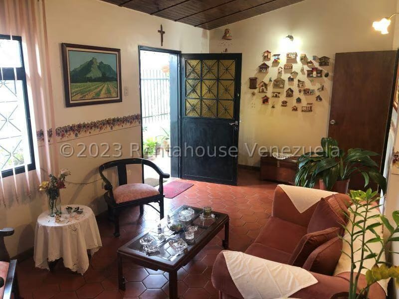 Casa (Duplex) en Venta en Las Polonias Nuevas, Miranda - 4