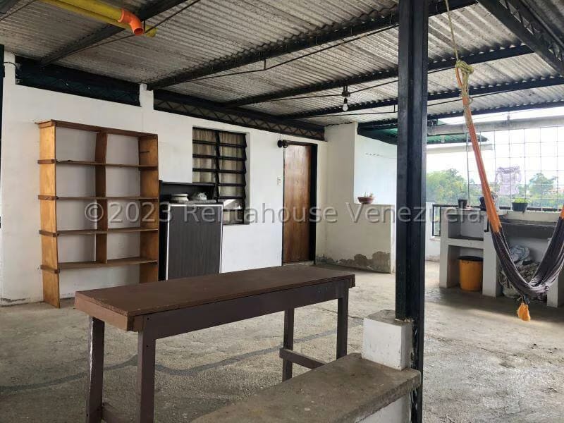 Casa (Duplex) en Venta en Las Polonias Nuevas, Miranda - 41