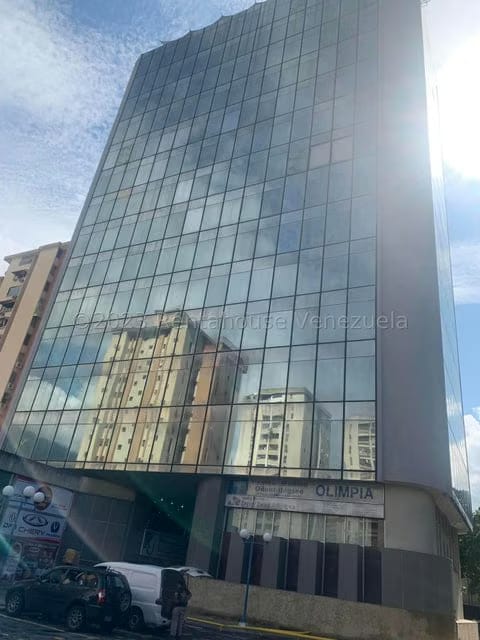 Comercial (Oficina) en Alquiler en La Urbina, Distrito Metropolitano - 12