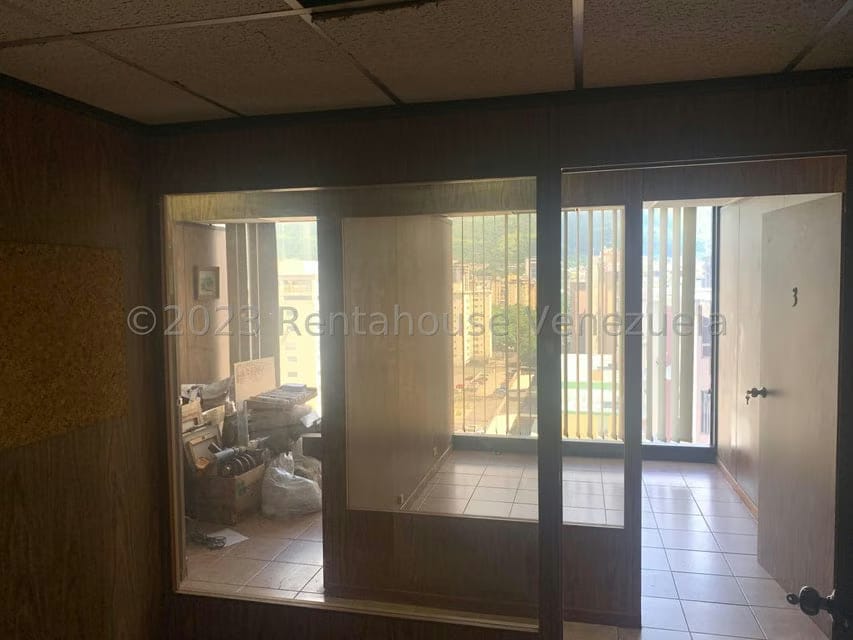 Comercial (Oficina) en Alquiler en La Urbina, Distrito Metropolitano - 8