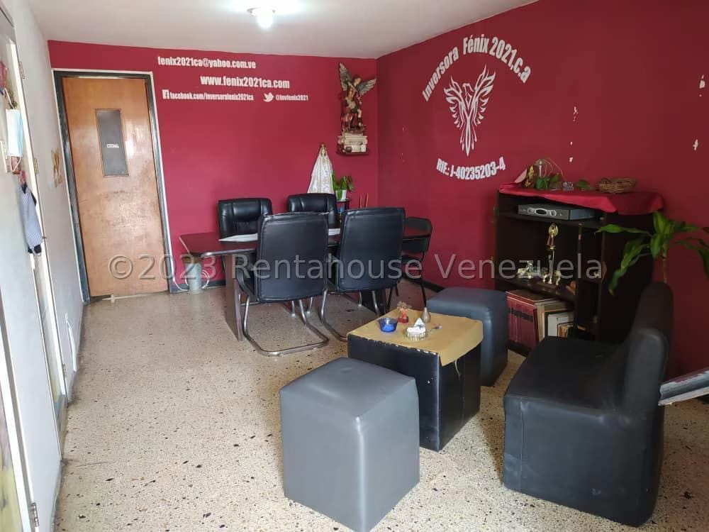 23-21911 Venta de Casa comercial en Rosal Sur ..KB - 2