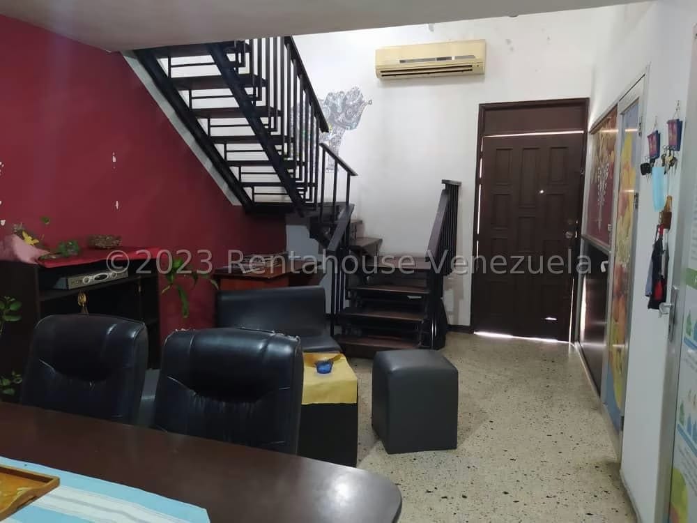 23-21911 Venta de Casa comercial en Rosal Sur ..KB - 3