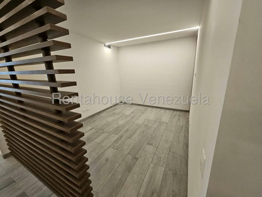 Apartamento (1 Nivel) en Alquiler en Las Mercedes, Distrito Metropolitano - 10