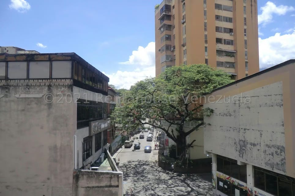 Casa (Multipes Niveles) en Venta en Guarenas, Miranda - 13