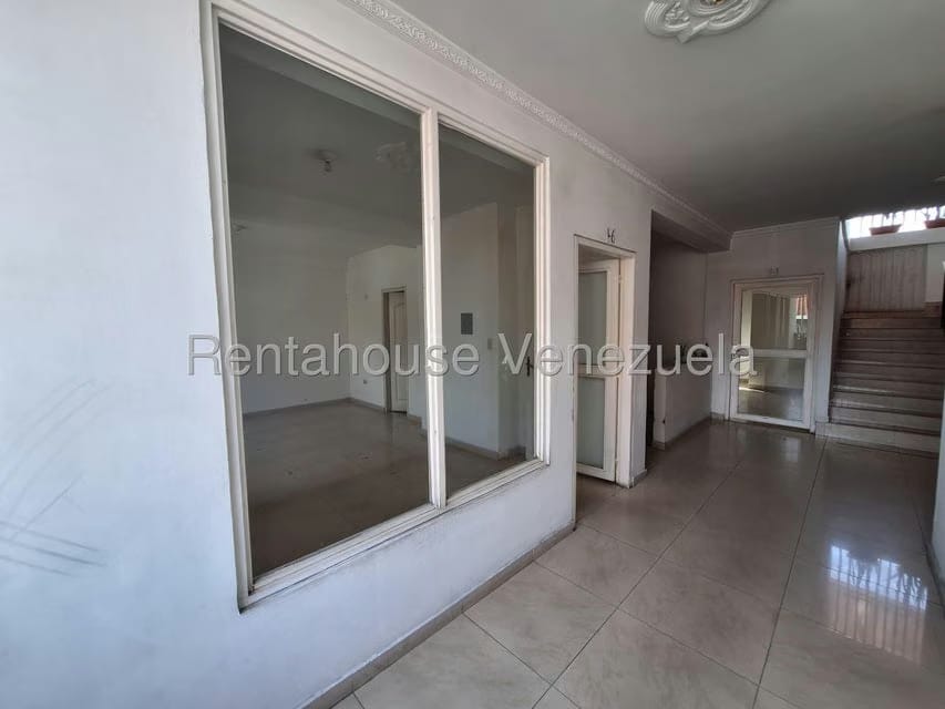 Comercial (Local Comercial) en Alquiler en La Inmaculada, Merida - 3