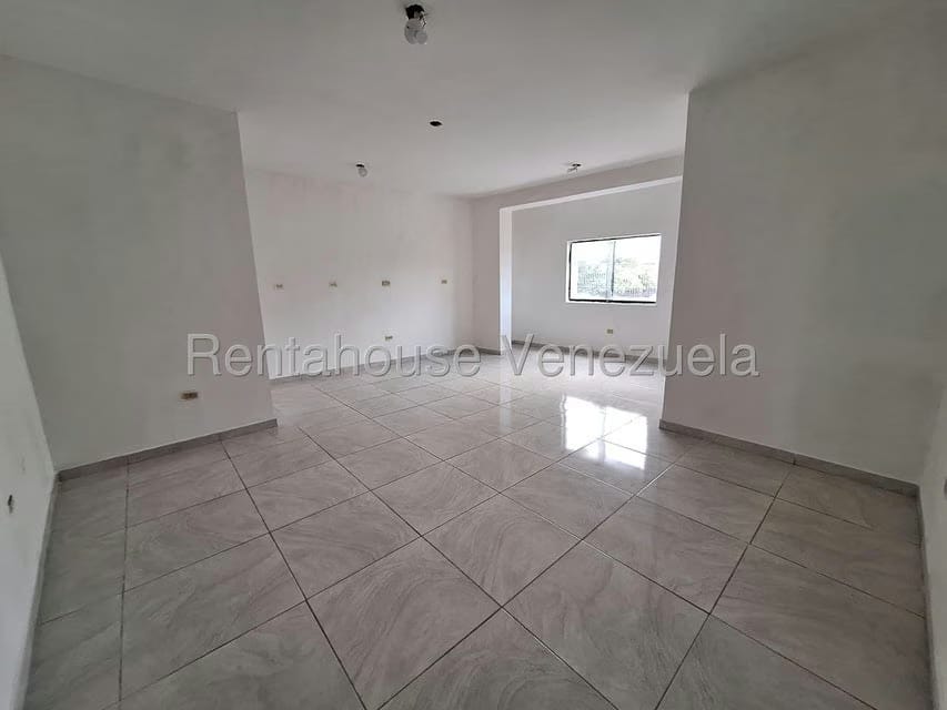 Comercial (Local Comercial) en Alquiler en La Inmaculada, Merida - 27