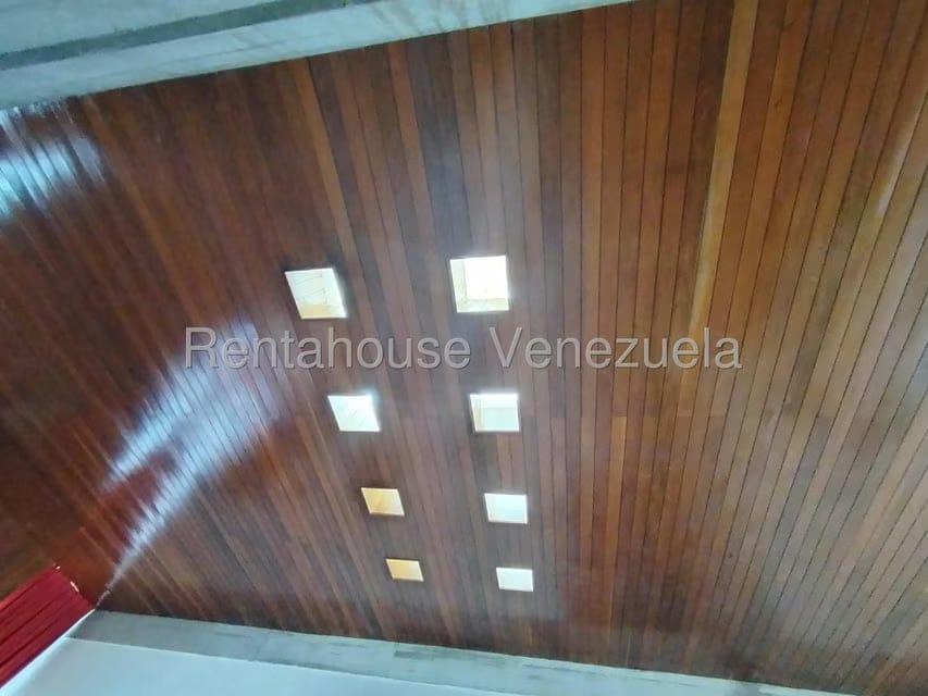 Casa (Multipes Niveles) en Venta en Prados del Este, Distrito Metropolitano - 23