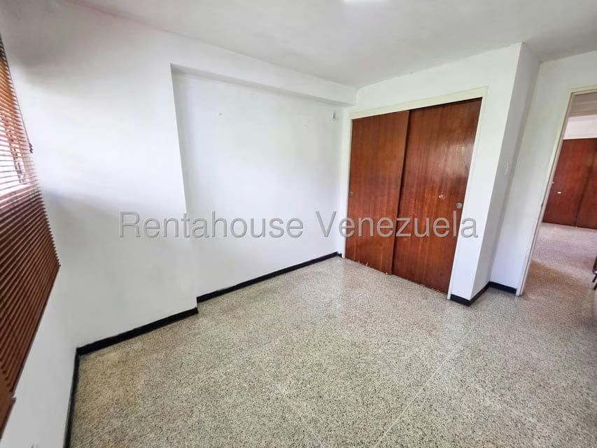 Apartamento (1 Nivel) en Alquiler en El Cafetal, Distrito Metropolitano - 16