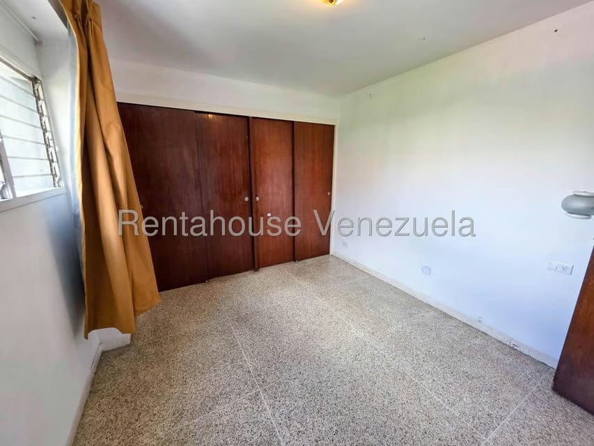 Apartamento (1 Nivel) en Alquiler en El Cafetal, Distrito Metropolitano - 22