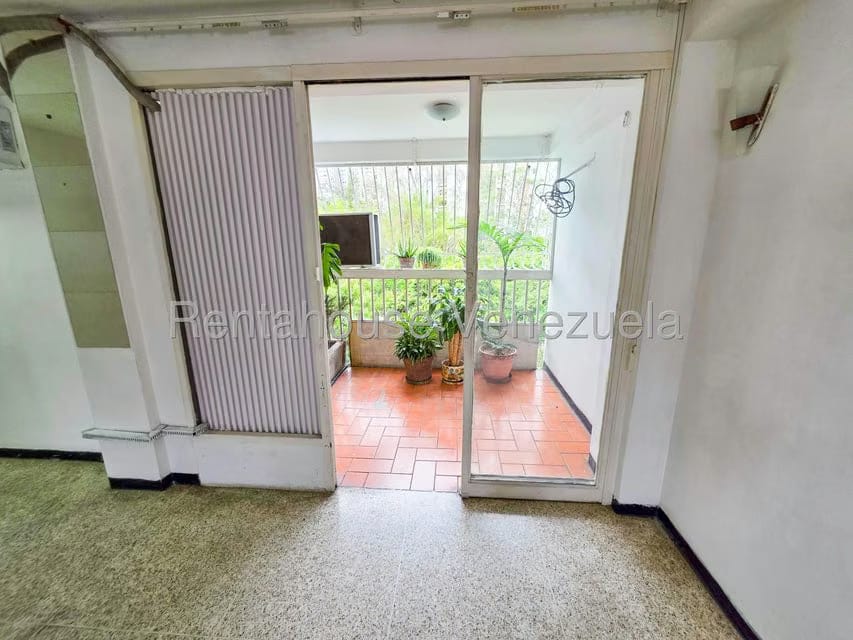 Apartamento (1 Nivel) en Alquiler en El Cafetal, Distrito Metropolitano - 10