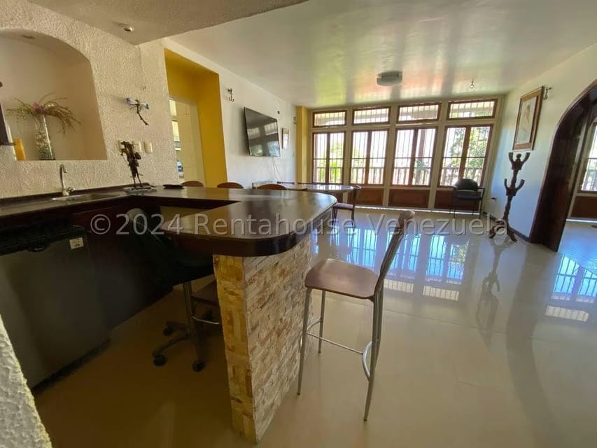 Apartamento (1 Nivel) en Alquiler en Colinas de Los Ruices, Distrito Metropolitano - 21