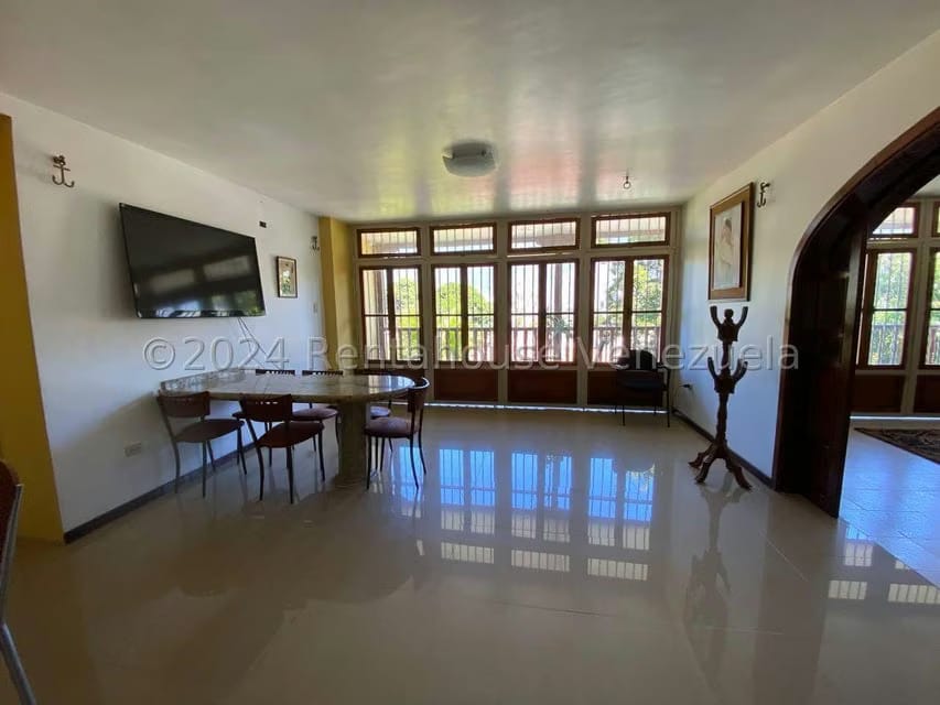 Apartamento (1 Nivel) en Alquiler en Colinas de Los Ruices, Distrito Metropolitano - 23
