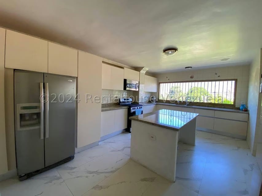 Apartamento (1 Nivel) en Alquiler en Colinas de Los Ruices, Distrito Metropolitano - 25