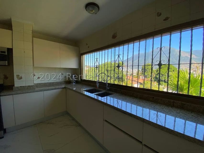 Apartamento (1 Nivel) en Alquiler en Colinas de Los Ruices, Distrito Metropolitano - 27