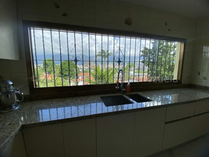Apartamento (1 Nivel) en Alquiler en Colinas de Los Ruices, Distrito Metropolitano - 28