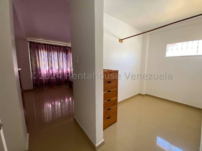 Apartamento (1 Nivel) en Alquiler en Colinas de Los Ruices, Distrito Metropolitano - 42