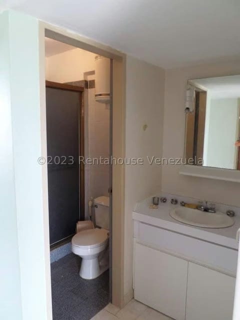Apartamento (1 Nivel) en Venta en Agua Sal, Miranda - 13