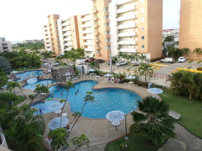 Apartamento (1 Nivel) en Venta en Agua Sal, Miranda - 3