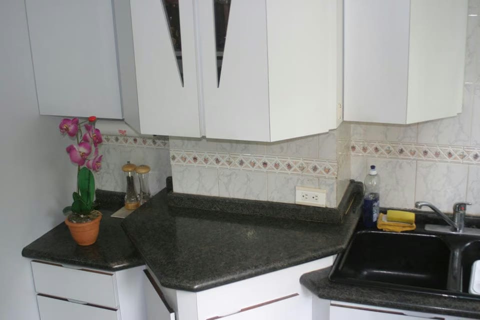 Apartamento (1 Nivel) en Venta en Colinas de Bello Monte, Distrito Metropolitano - 11