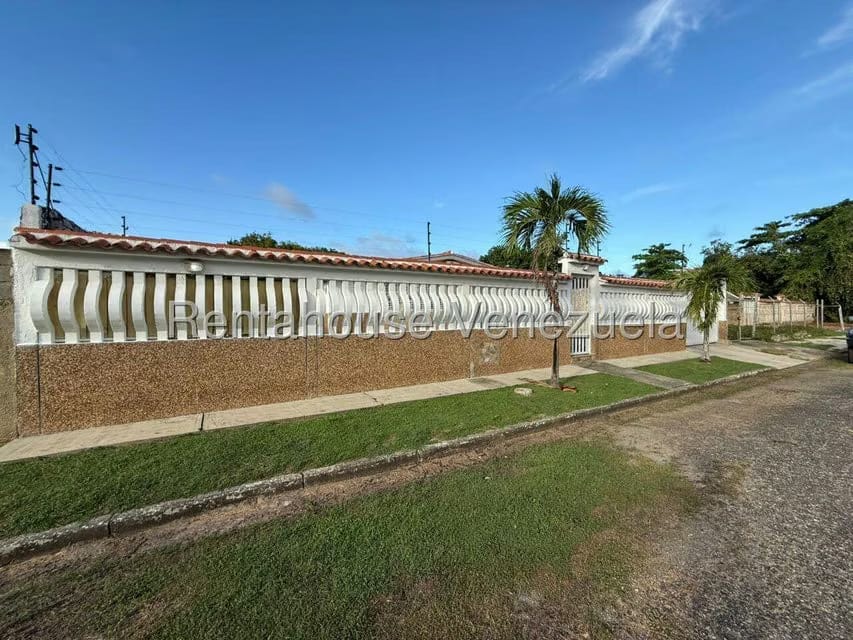 Casa (1 Nivel) en Venta en Club Campestre El Paraiso, Miranda