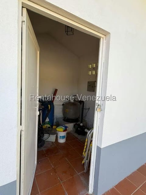 Casa (1 Nivel) en Venta en Club Campestre El Paraiso, Miranda - 15