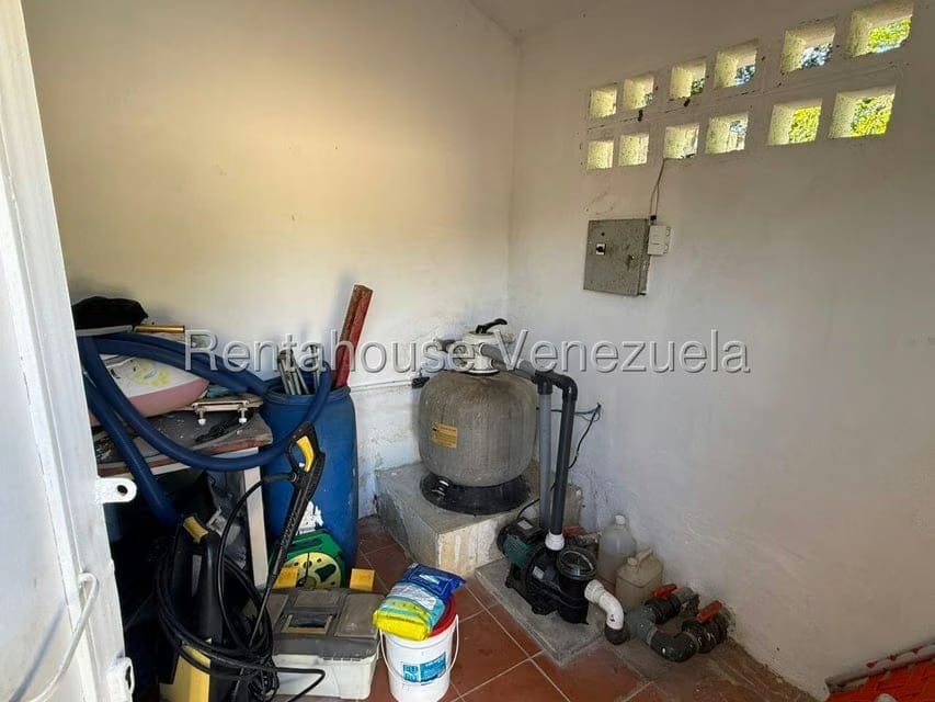 Casa (1 Nivel) en Venta en Club Campestre El Paraiso, Miranda - 16