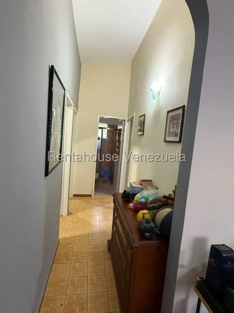 Casa (1 Nivel) en Venta en Club Campestre El Paraiso, Miranda - 25