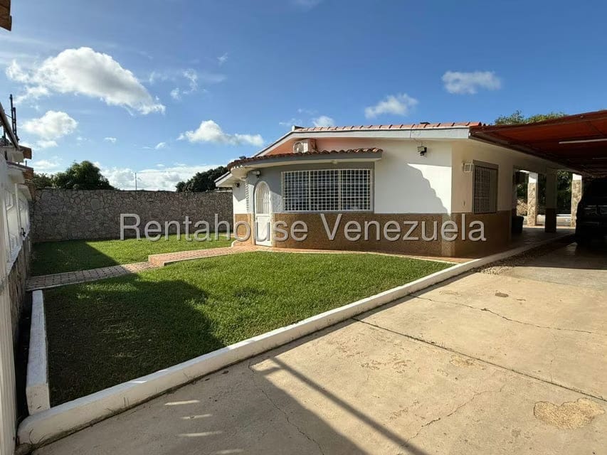 Casa (1 Nivel) en Venta en Club Campestre El Paraiso, Miranda - 8
