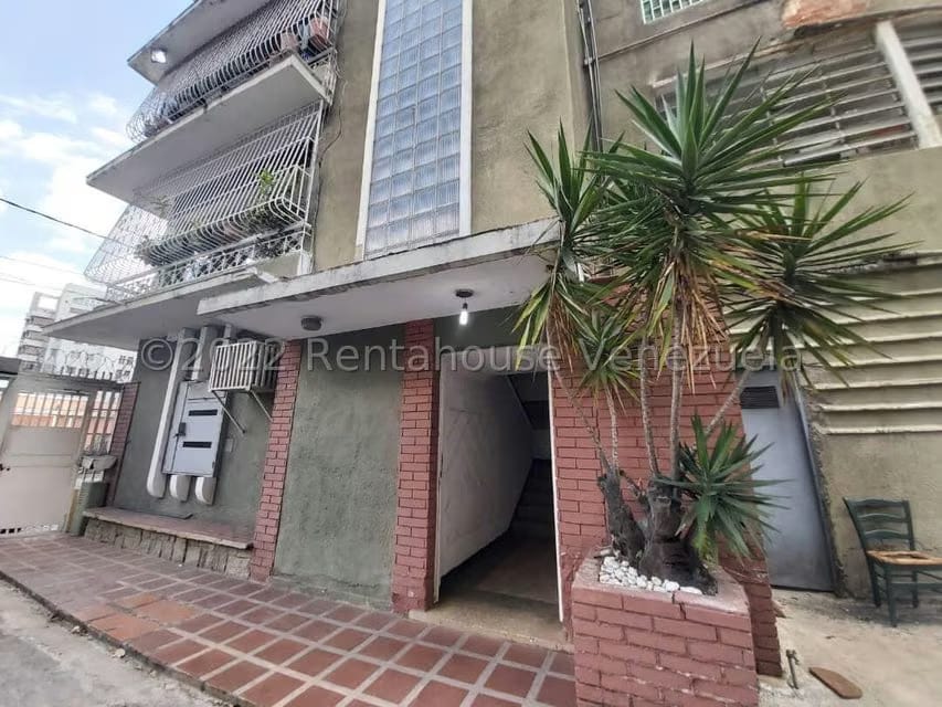 Comercial (Local Comercial) en Venta en La Florida, Distrito Metropolitano - 4