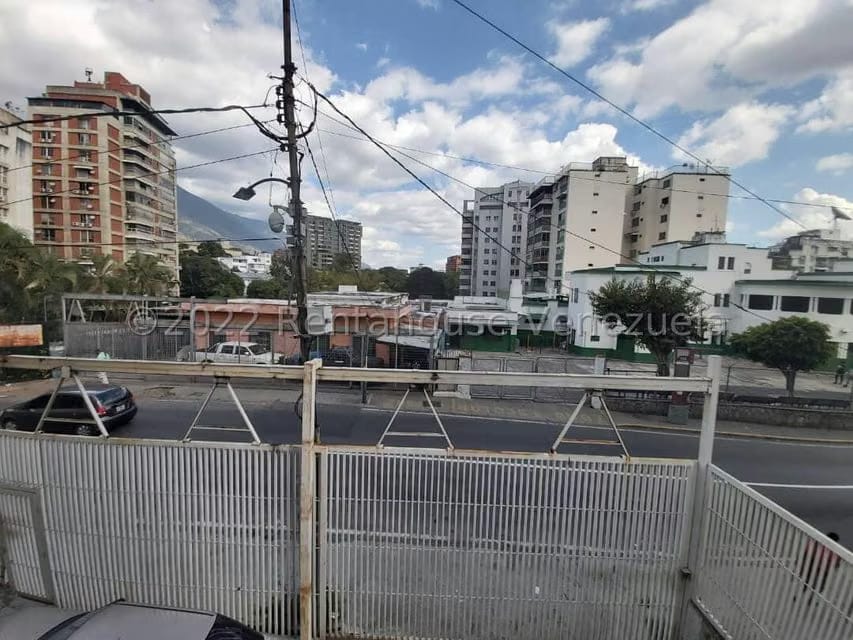 Comercial (Local Comercial) en Venta en La Florida, Distrito Metropolitano - 36
