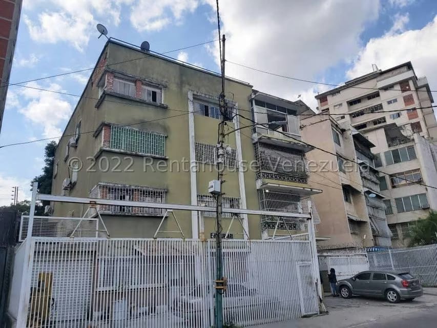 Comercial (Local Comercial) en Venta en La Florida, Distrito Metropolitano - 39