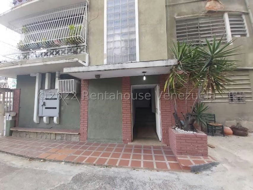 Comercial (Local Comercial) en Venta en La Florida, Distrito Metropolitano - 5