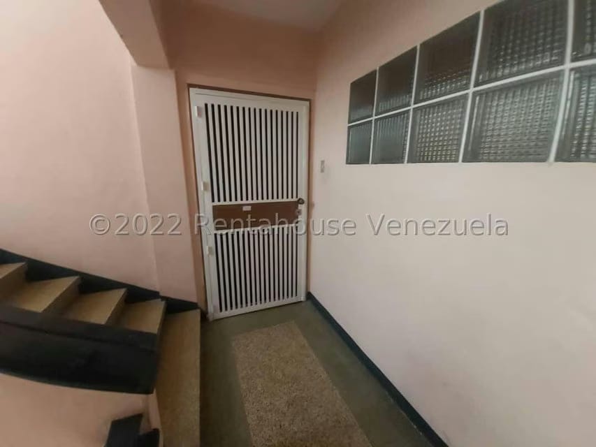 Comercial (Local Comercial) en Venta en La Florida, Distrito Metropolitano - 9