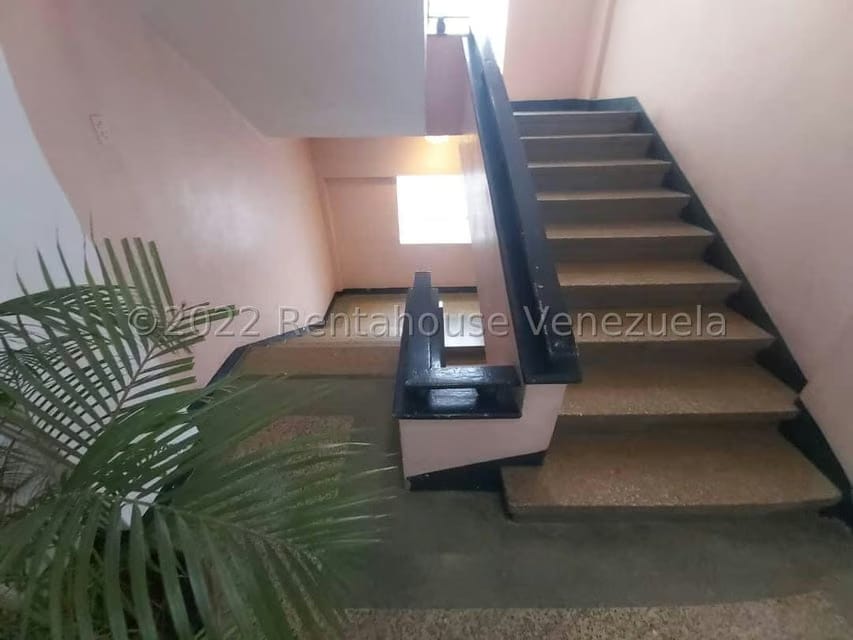 Comercial (Local Comercial) en Venta en La Florida, Distrito Metropolitano - 10