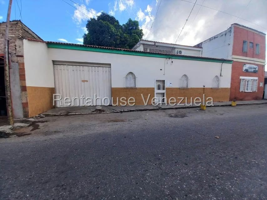 Casa (Duplex) en Venta en Centro, Lara - 42