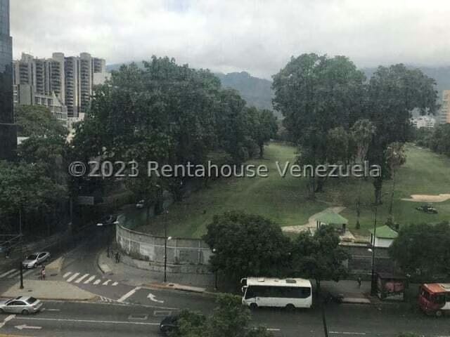 Comercial (Oficina) en Venta en El Rosal, Distrito Metropolitano - 11
