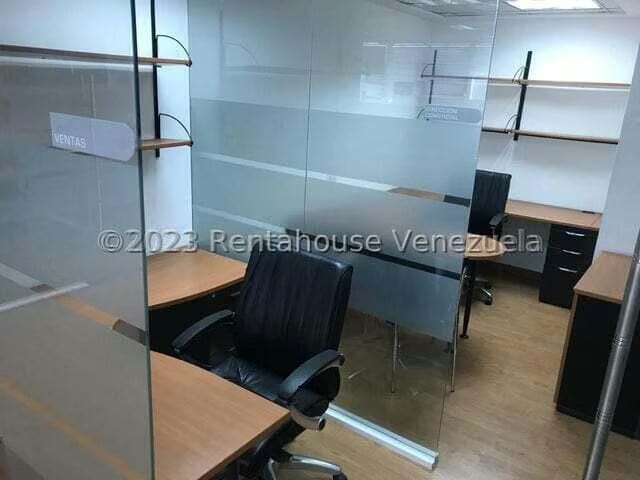 Comercial (Oficina) en Venta en El Rosal, Distrito Metropolitano - 13
