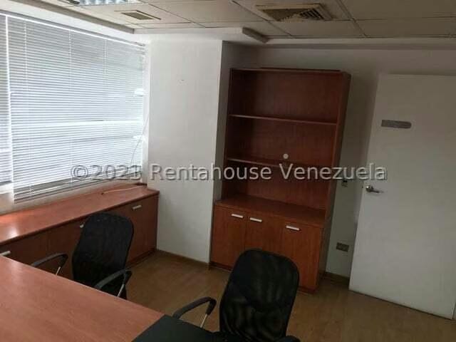 Comercial (Oficina) en Venta en El Rosal, Distrito Metropolitano - 16