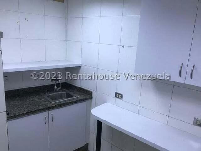 Comercial (Oficina) en Venta en El Rosal, Distrito Metropolitano - 23