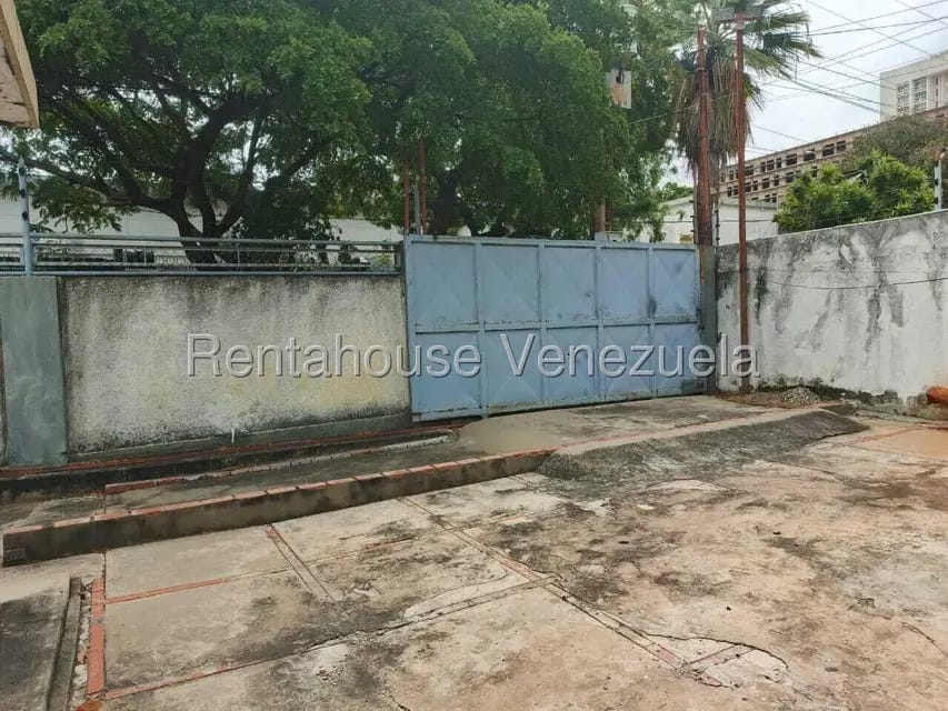 Comercial (Local Comercial) en Venta en Avenida Baralt, Zulia - 23