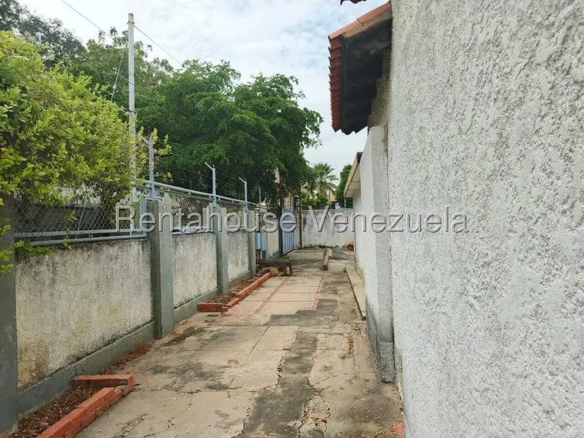 Comercial (Local Comercial) en Venta en Avenida Baralt, Zulia - 24