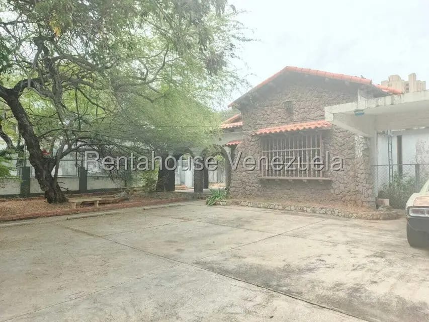 Comercial (Local Comercial) en Venta en Avenida Baralt, Zulia - 4