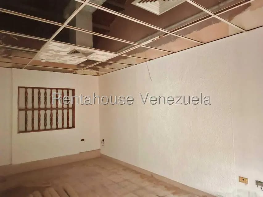 Comercial (Local Comercial) en Venta en Avenida Baralt, Zulia - 5